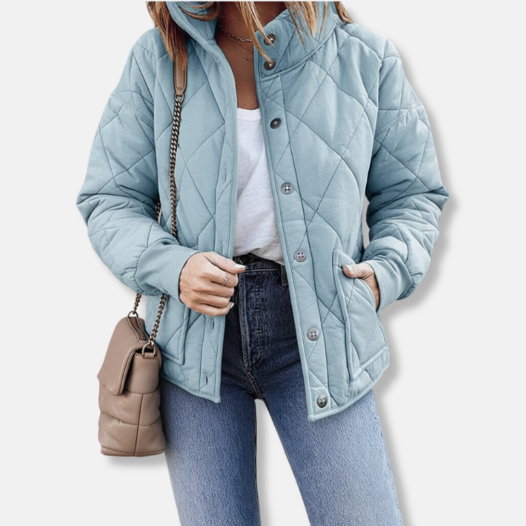 Karolina | Dames Gewatteerde Jas | Puffer Jas Met Knoopsluiting Opstaande Kraag En Zak Voor Herfst