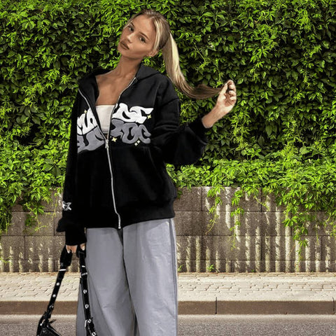 Unisex Hoodie met Graffiti-Print – Streetwear in Trendkleuren