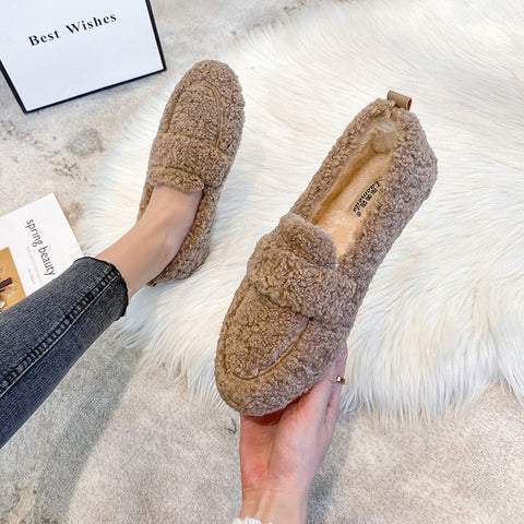 Flauschige Loafer Hausschuhe