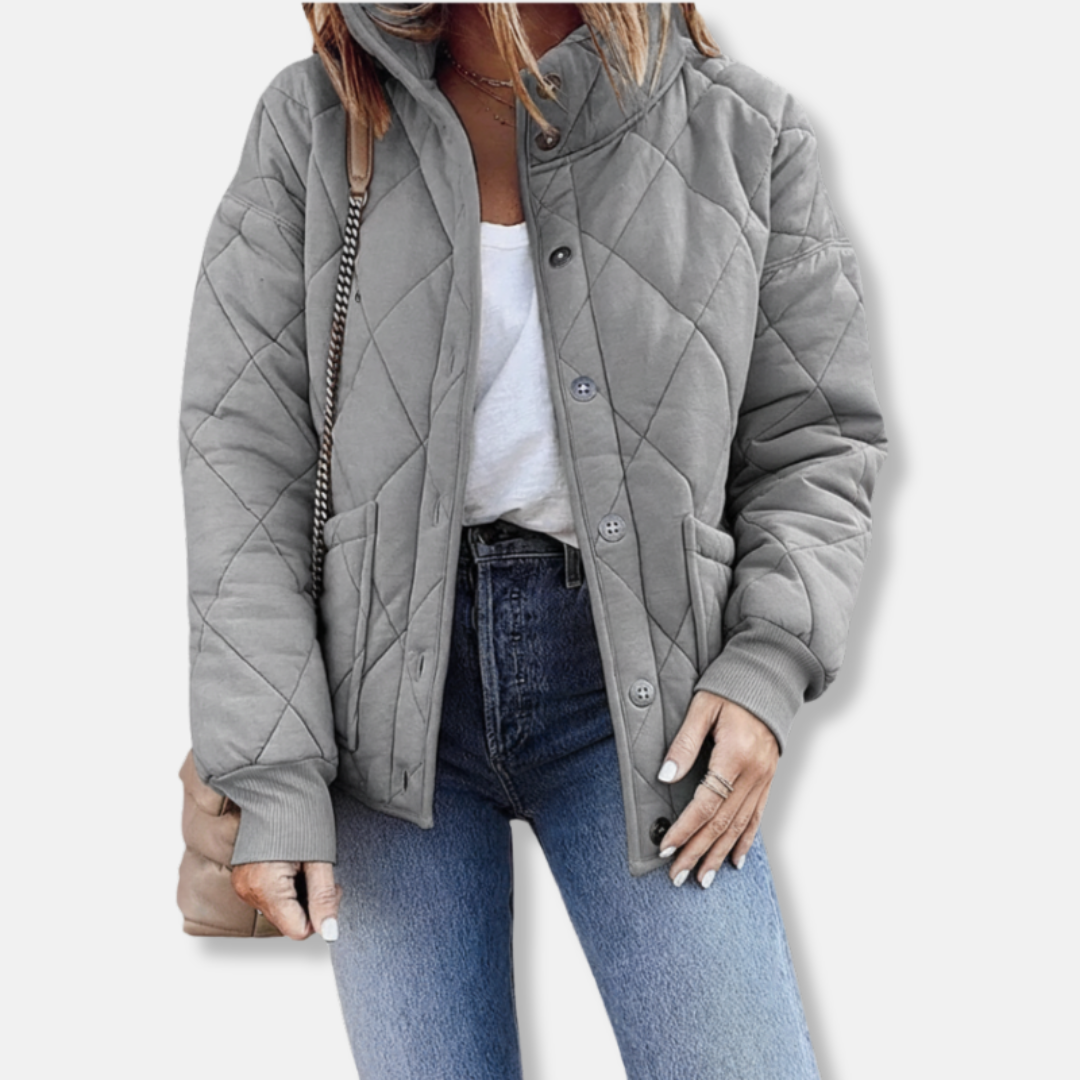 Karolina | Dames Gewatteerde Jas | Puffer Jas Met Knoopsluiting Opstaande Kraag En Zak Voor Herfst