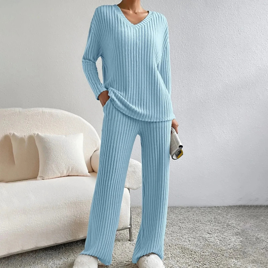 Anouk | Tweedelige Set | Lounge Set met V-hals Trui en Broek