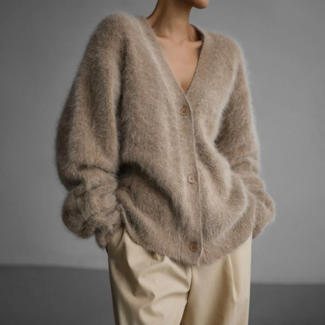 Lilian | Dames Trui met V-Hals en Knoopsluiting | Oversized Cardigan