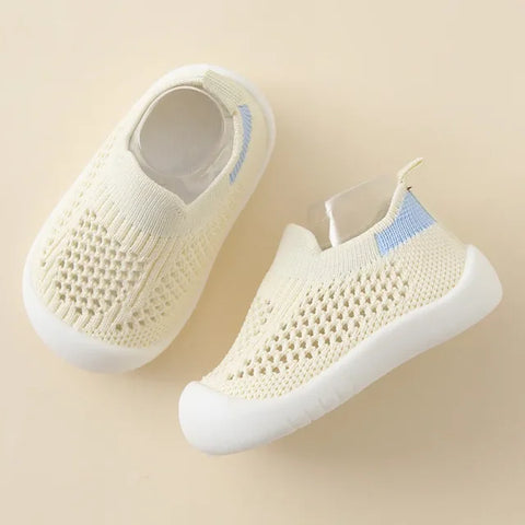 HappyFeet Comfy - Stabile, rutschfeste Sohle - Turnschuhe für Kinder