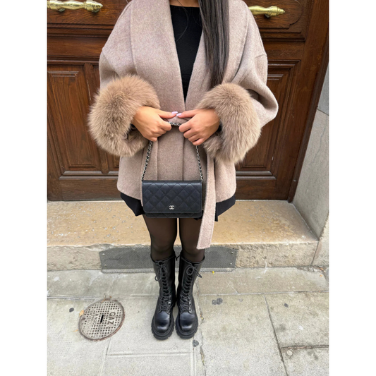 Lucy | Dames Korte Jas | Dubbelzijdige Wollen Jas met Bont en Afneembare Ceintuur