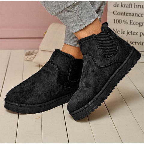 Flauschige Winterstiefel