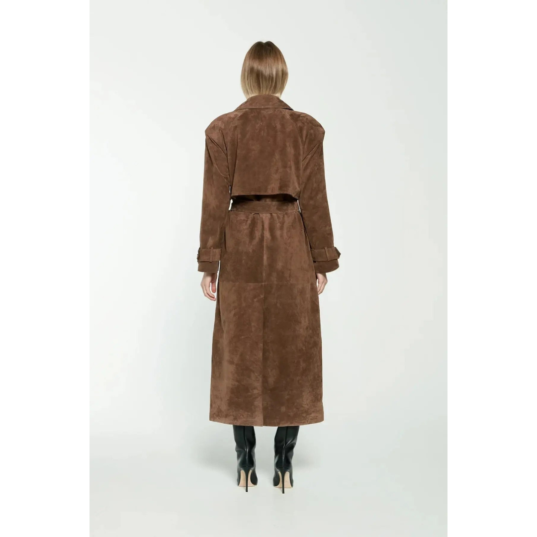 Emma | Dames Lange Suède Trenchcoat Met Riem | Dubbelgeknoopte Jas Met Knoopsluiting