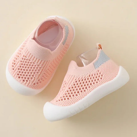 HappyFeet Comfy - Stabile, rutschfeste Sohle - Turnschuhe für Kinder